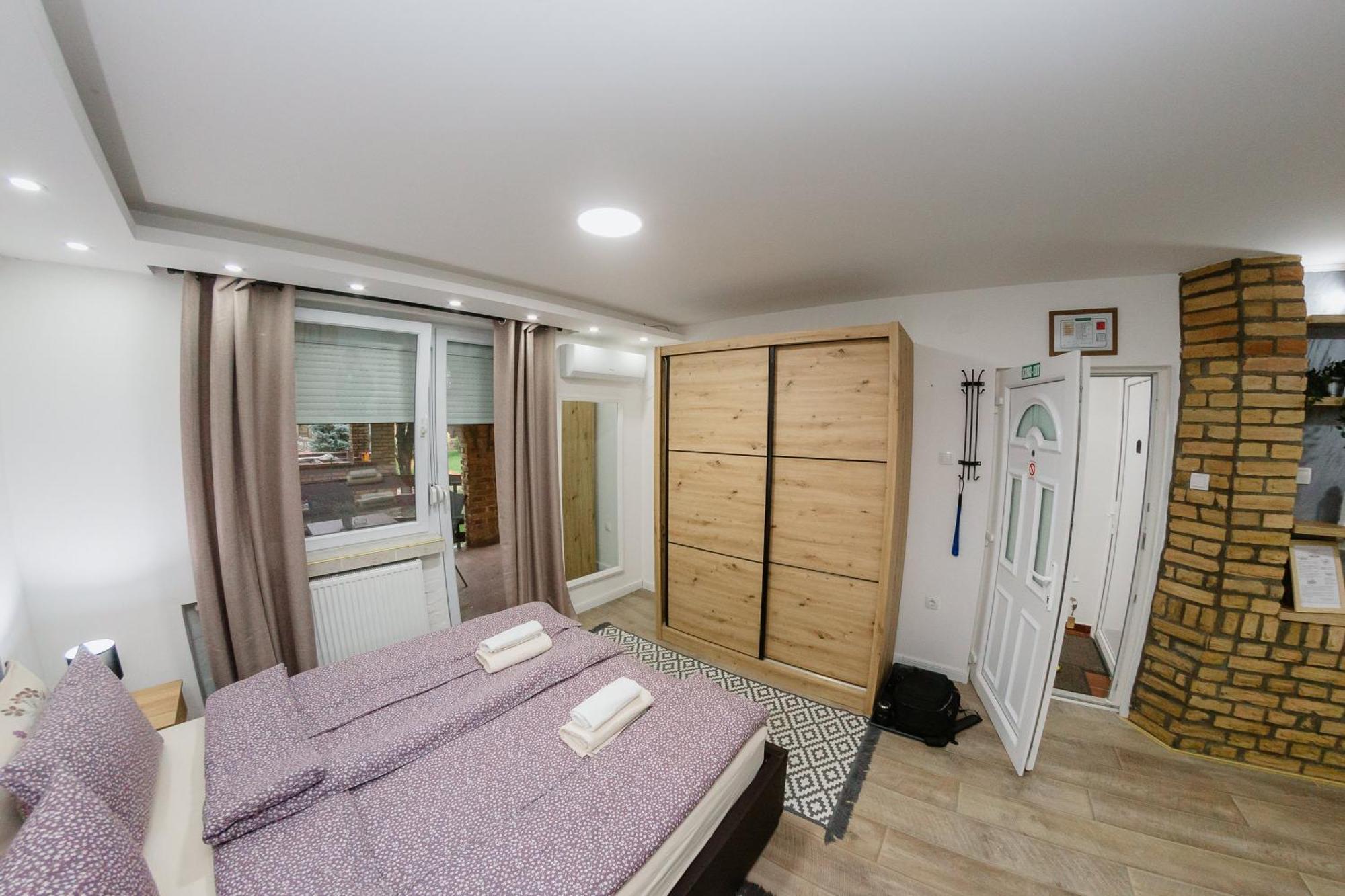 Guest House Lila Sombor Zewnętrze zdjęcie
